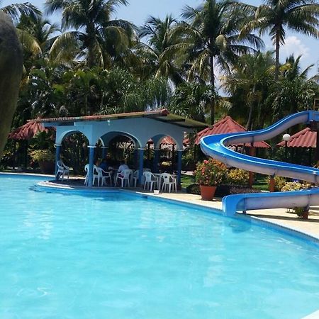 Zapaca Hotel Santa Cruz المظهر الخارجي الصورة